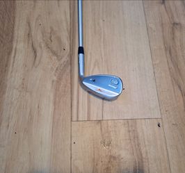 Like New MIZUNO t7 60* Wedge (RH)