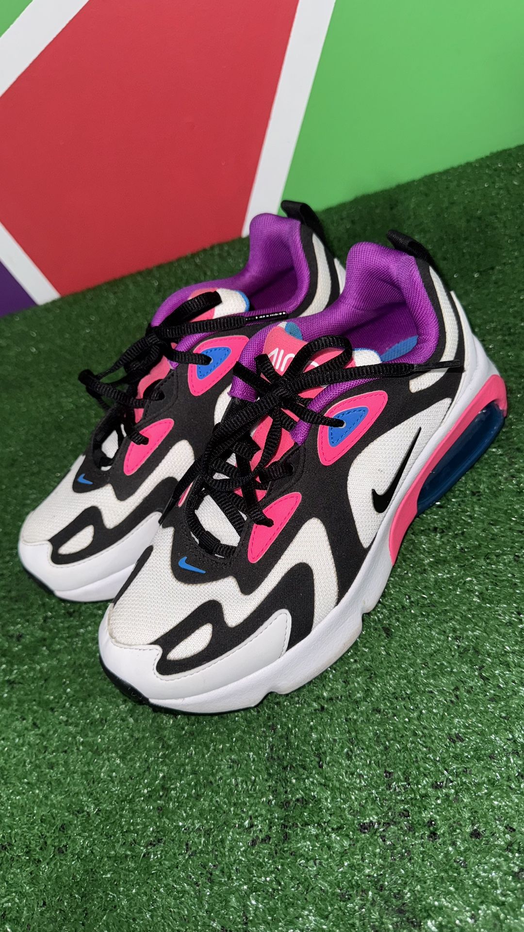 Nike