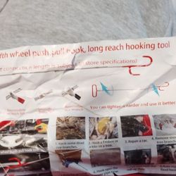 Truck fifth wheel push pull book, long reach hooking tool