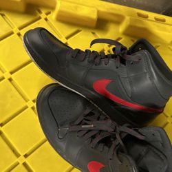 Men’s Nike Air Jordan 1 Retro Size 11