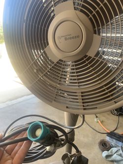 Fan With Spray Water 💦