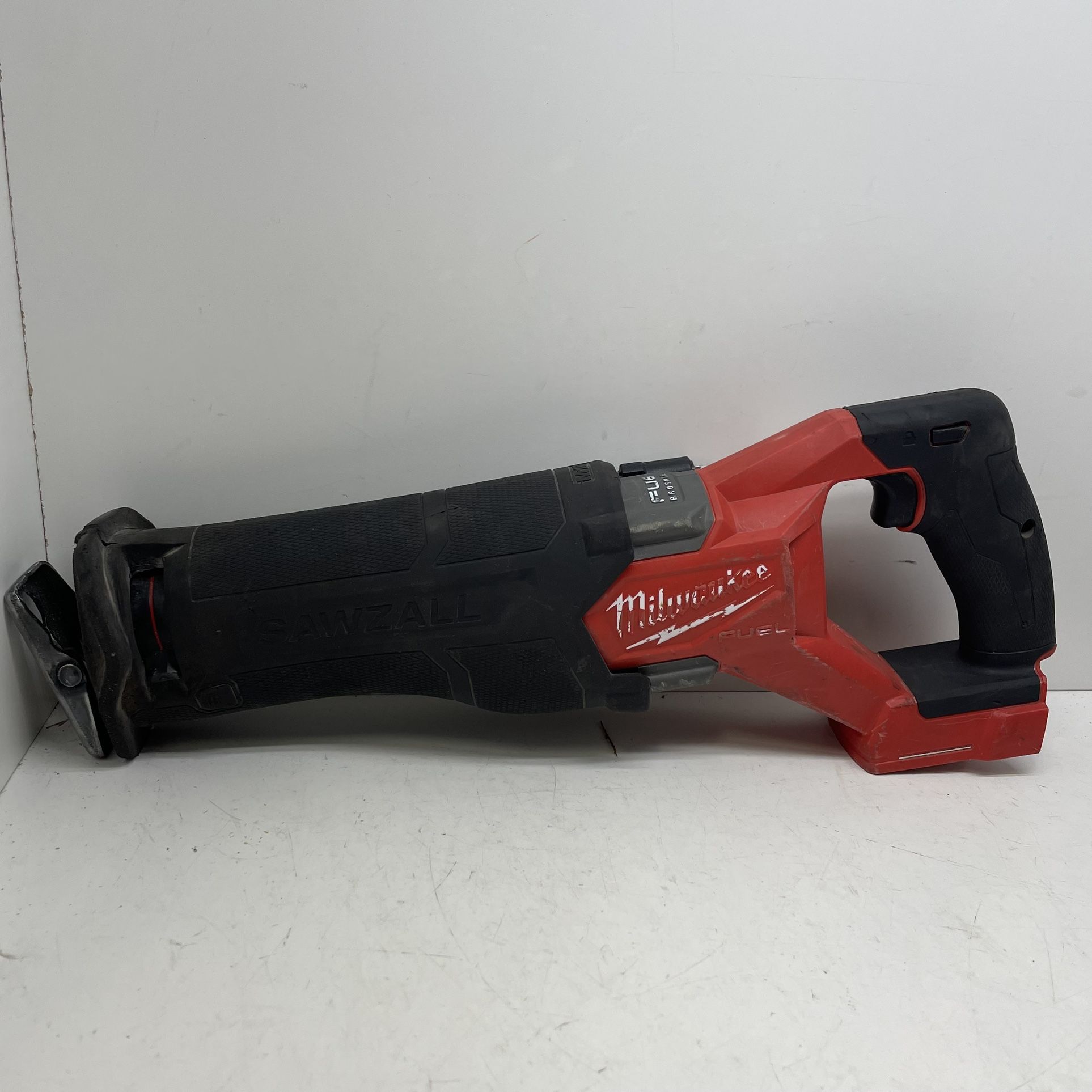 Milwaukee M18 Fuel Brushless SawZall 200158/13