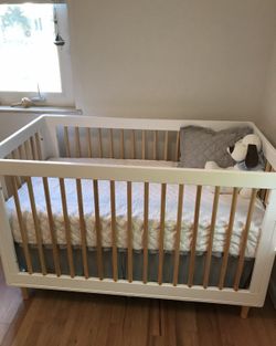 Babyletto Crib + Simmons Mattres
