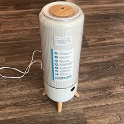 Total Comfort Deluxe Ultrasonic Humidifer