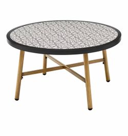 Round Metal 33in diameter Outdoor Patio Coffee Table 18in height