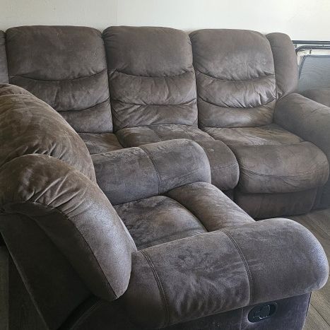 Used Leather Living Room Set 