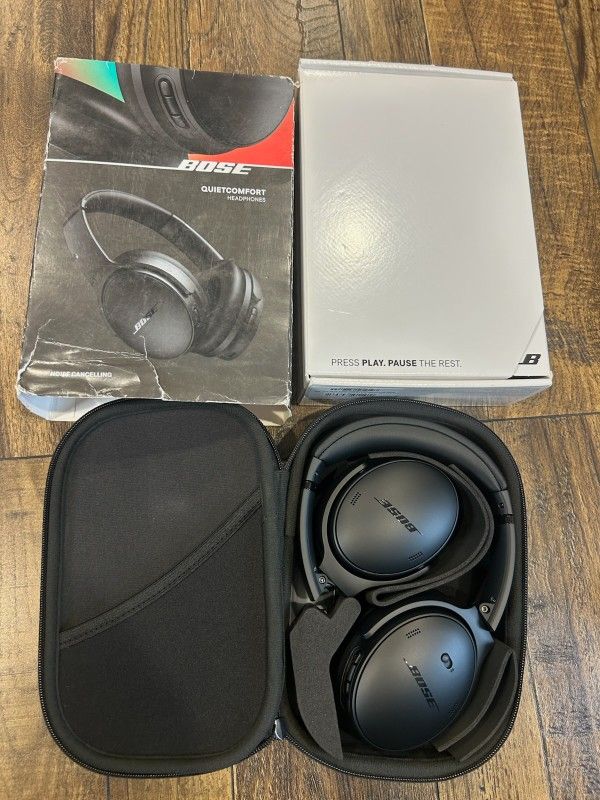 Bose QuietComfort Bluetooth Headphones, Wireless Headphones with Active Over Ear Noise Cancelling and Mic, Deep Bass, Up to 24 Hours of Playtime, Blac