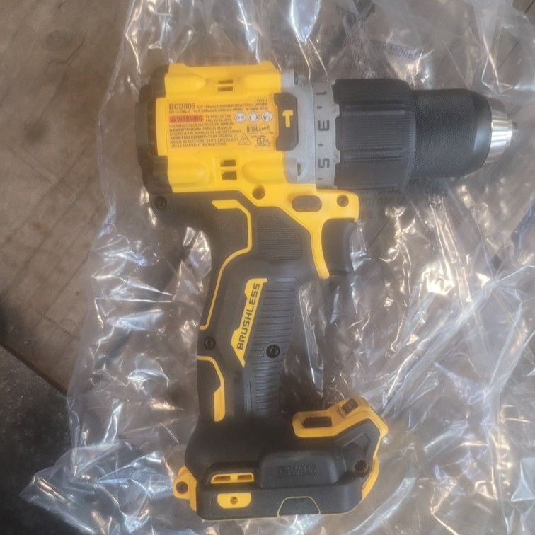 Dewalt 20v Dcd806 Hammer Drill W/ Anti Kickback Tool Only