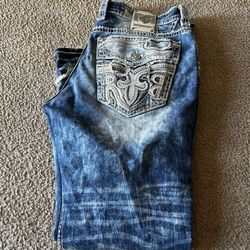 Rock revivals size 40