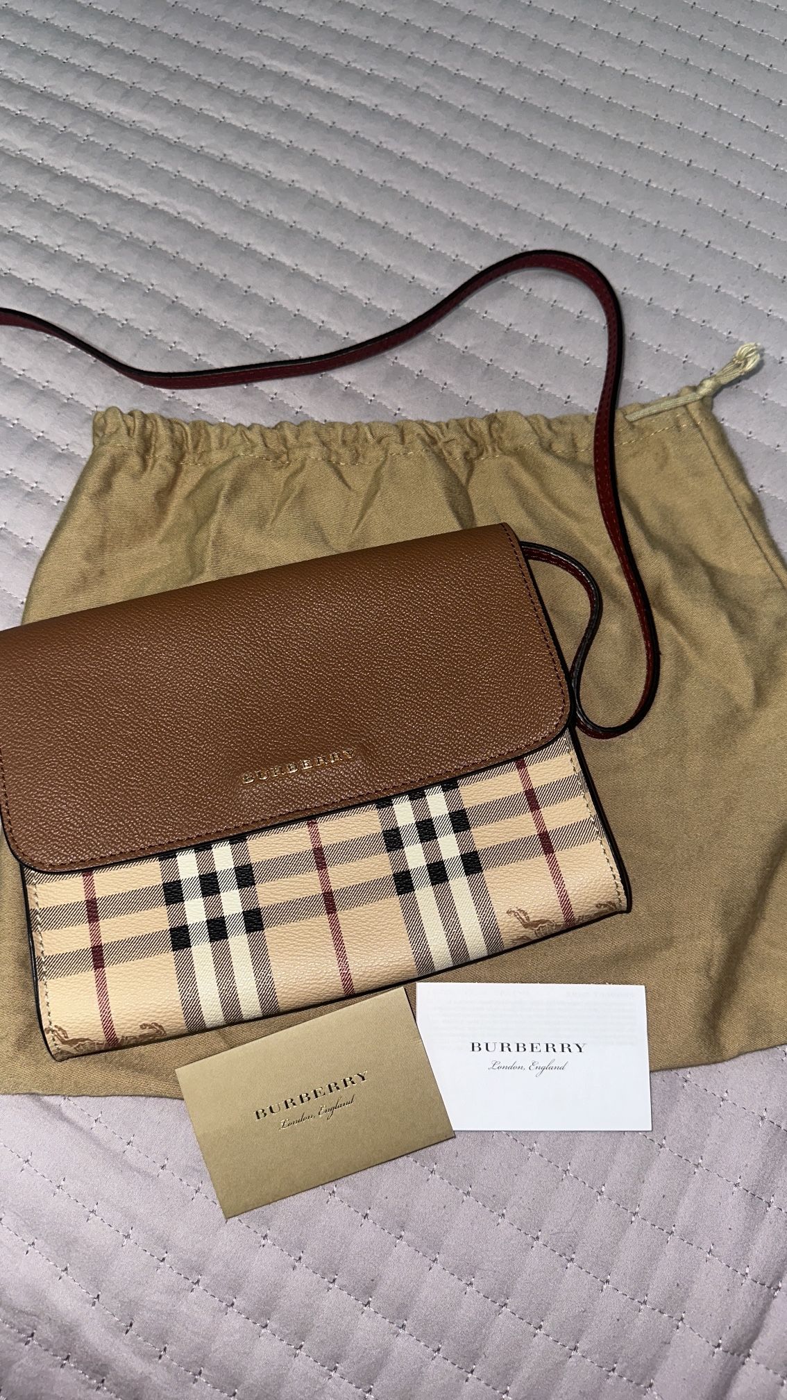 Burberry SM Loxley crossbody