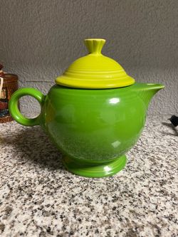 Vintage Fiesta Green Tea Pot 🫖 Great Condition