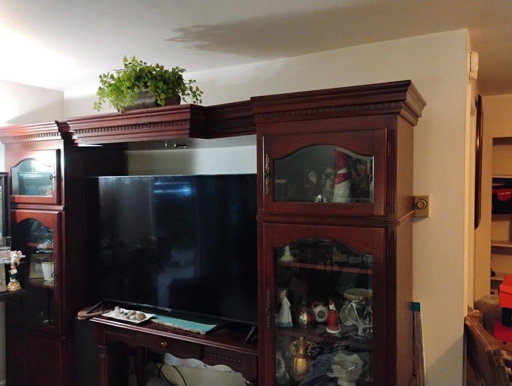 Tv Stand With Shelfs