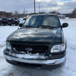 Driven 136,000 miles Automatic Green Grey Petrol Lariat Pickup
