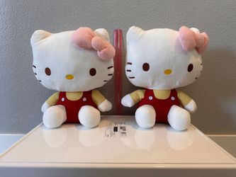 New Sanrio plushies with tag