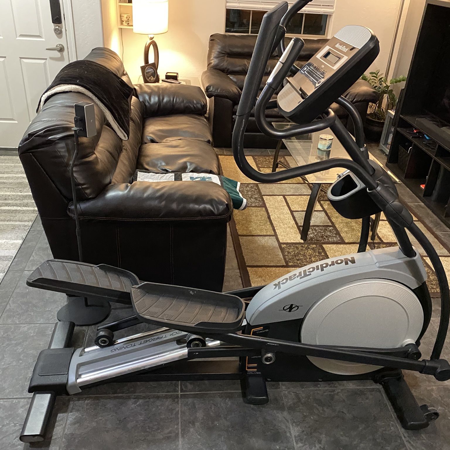 NordicTrack E6.3 Elliptical for Sale in Waddell AZ OfferUp