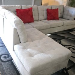 Gray SECTIONAL Sofa Super Nice And Comfortable Like New Conditions 4 Months Old Im Moving Can't Take It  Reversible Chaise To Any Side  