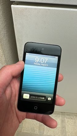 iPod Touch 4th Gen 8GB Apple 