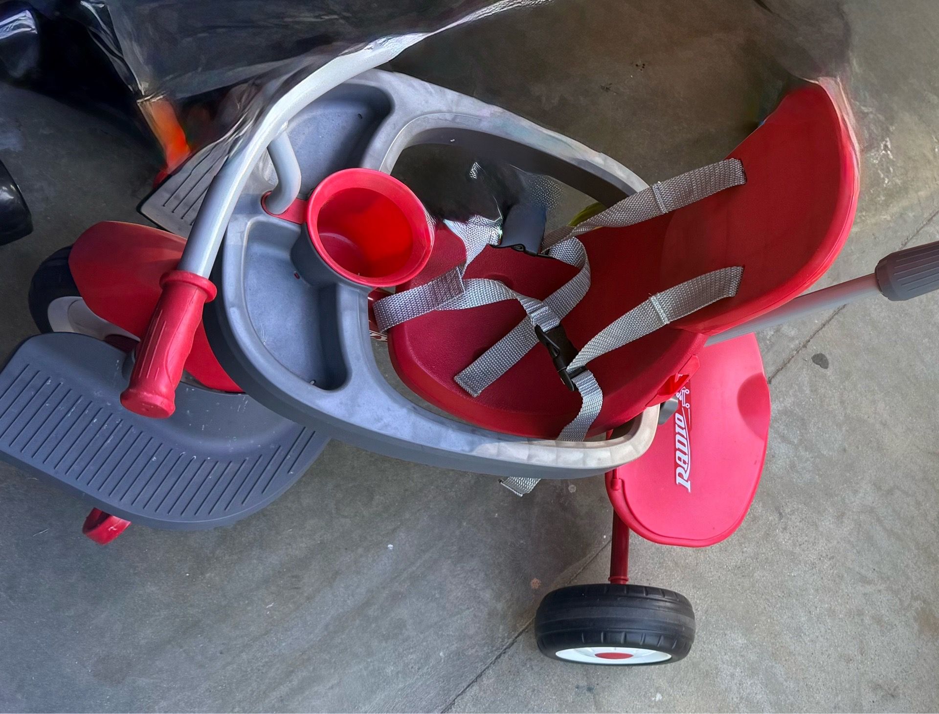 Radio Flyer Steer and Stroll Trike