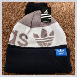 ADIDAS BEANIE HAT. 