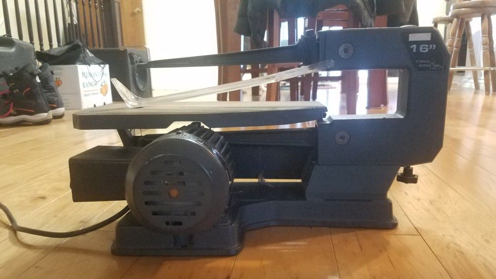 Toolstar 16" 2 Speed Scroll Saw