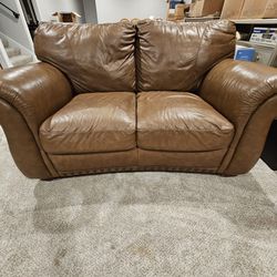 Italsofa Italian Brown Leather 2 Cushion Loveseat 63"x38"x36"