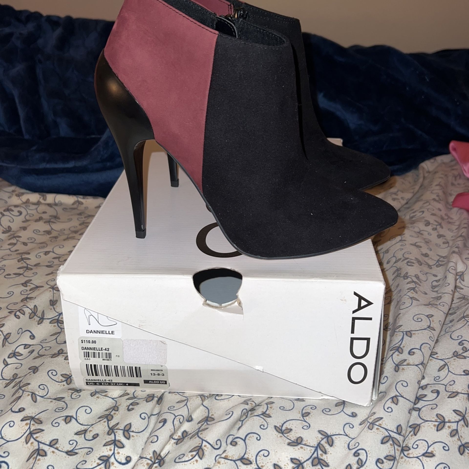 Aldo Suede Ankle Boots Size 7