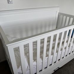 BRAND NEW Graco Tristan 5-in-1 Convertible Crib w/ Storage Drawer – WHITE 