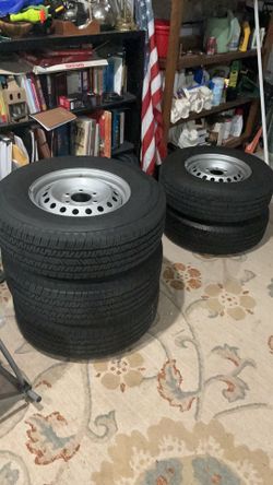 5 wheels - less than 100 miles - spare tire rims - Bridgestone tires - Ford Bronco - ‘21-‘25  255/70/R16