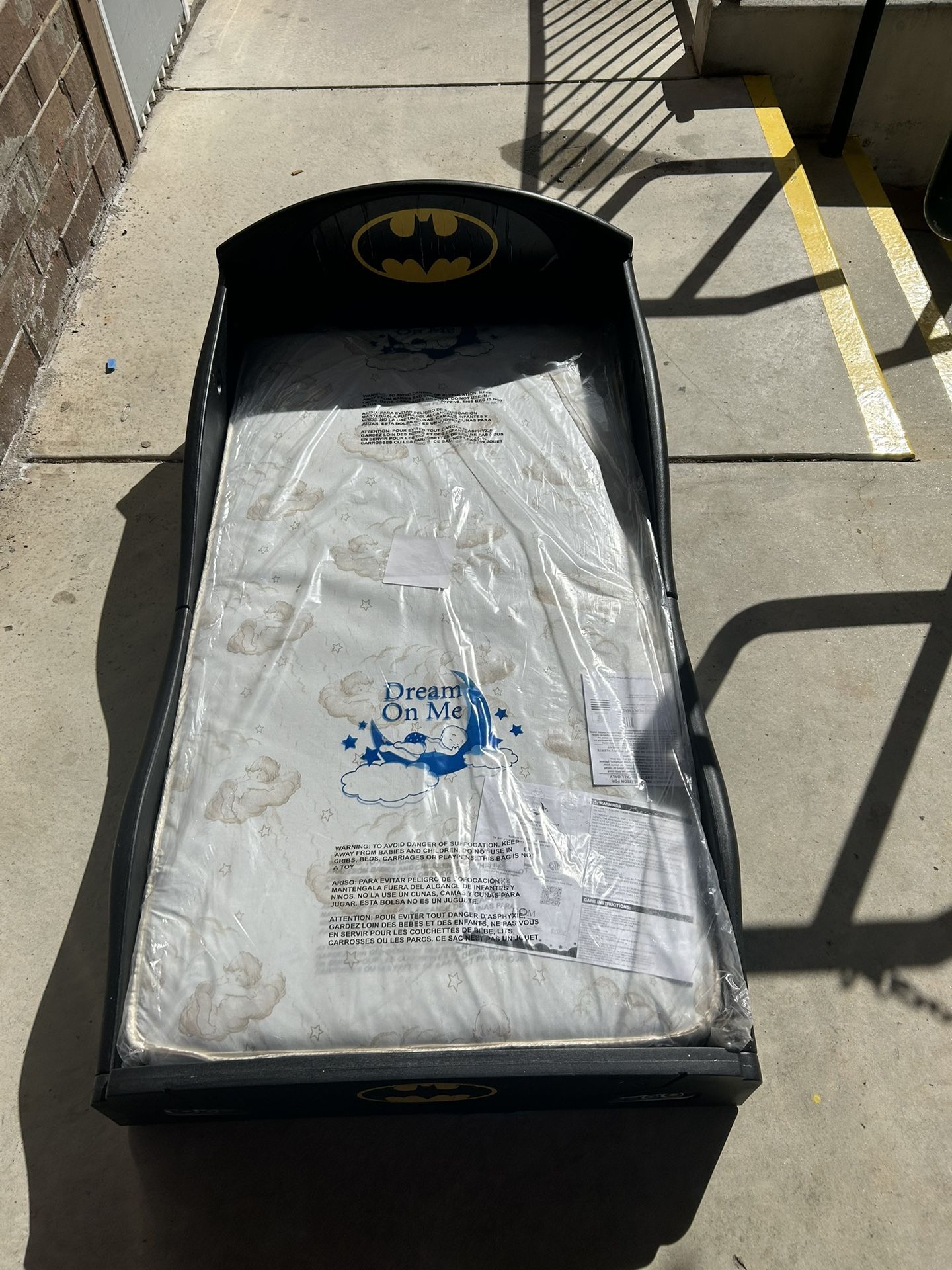 Toddler Boy Batman Bed And Mattress