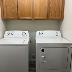 Washer and dryer set