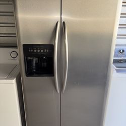 Frigidaire Stainless Steel Refrigerator And Freezer