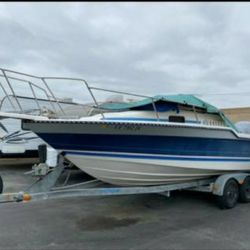 23 Feet 1989 Bayliner Trophy fishing boat with trailer **Must Sell**