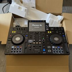 PIONEER XDJ-RX3 ALMOST NEW 2-3 TIMES USED + CASE + COVER 