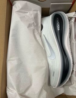 Nike Vomero Plus