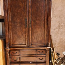 Armoire