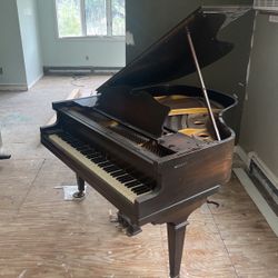 Piano - Haines Bros  
