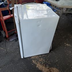 Mini freezer