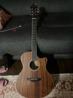 Orangewood Acoustic Guitar with Cutaway