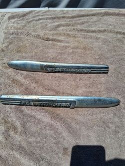Pre-owned NoS 47-48 Fleetline Side Hood Molding.