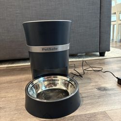 Automatic Pet Feeder (WiFi enabled)