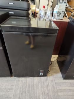 Black Chest Freezer with Temperature Control