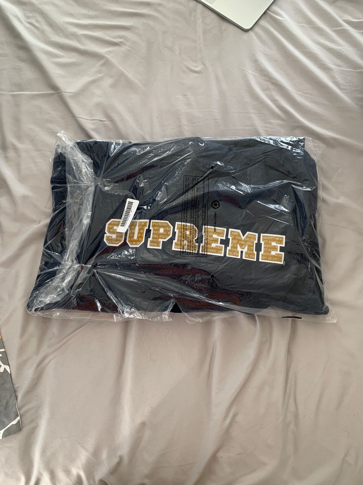 Supreme The most hooded sweatshirt Size L