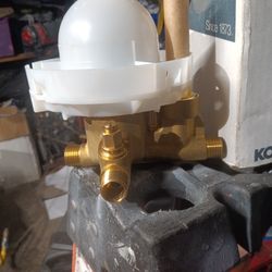 Bath And Shower Valve1/2