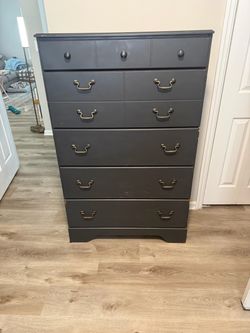 Dresser Set