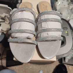 Macy's Flats Jewel Bagley Mischka Size 6 1/2 