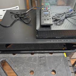 Sony Blu-ray Home Theater System BDV-E770W