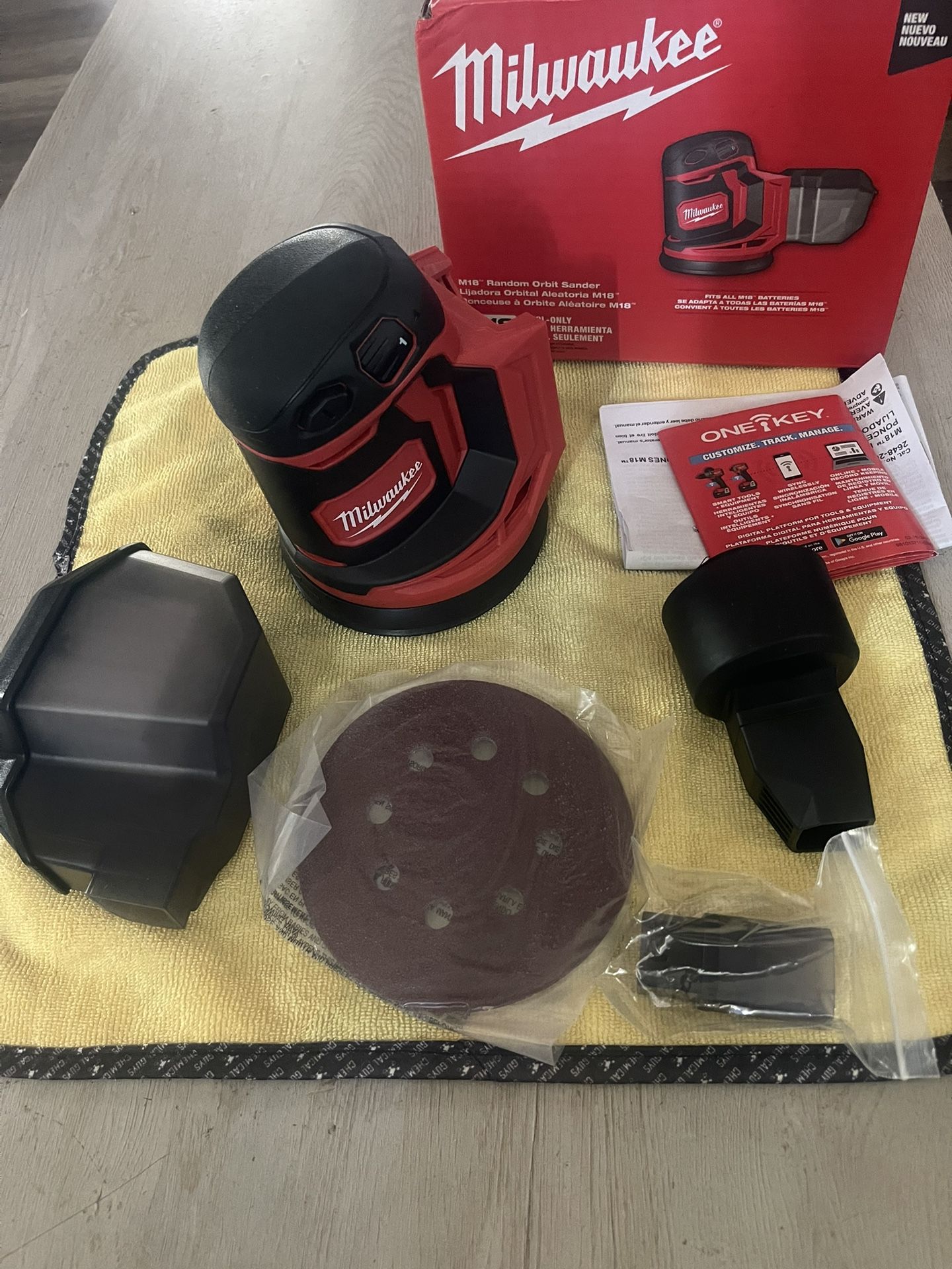 Milwaukee M18 Random orbit Sander (tool Only)