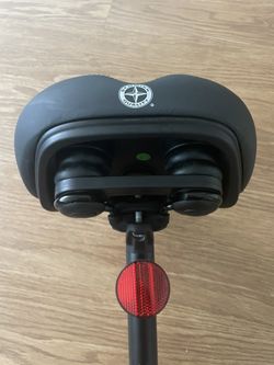 Schwinn Saddle/ Specialized Seat Post