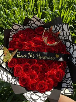 ETERNAL ROSES