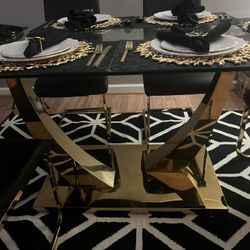 NEW - 7 Piece Rectangle Glass Dining Set. Black And Gold.